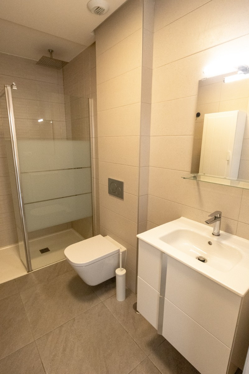 Se vende Apartamento Planta Baja de 2 dormitorios en Costa Blanca, Alicante, España