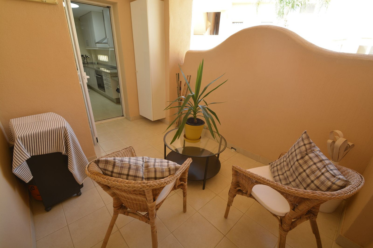 Se vende Apartamento Planta Baja de 2 dormitorios en Costa Del Sol, Málaga, España