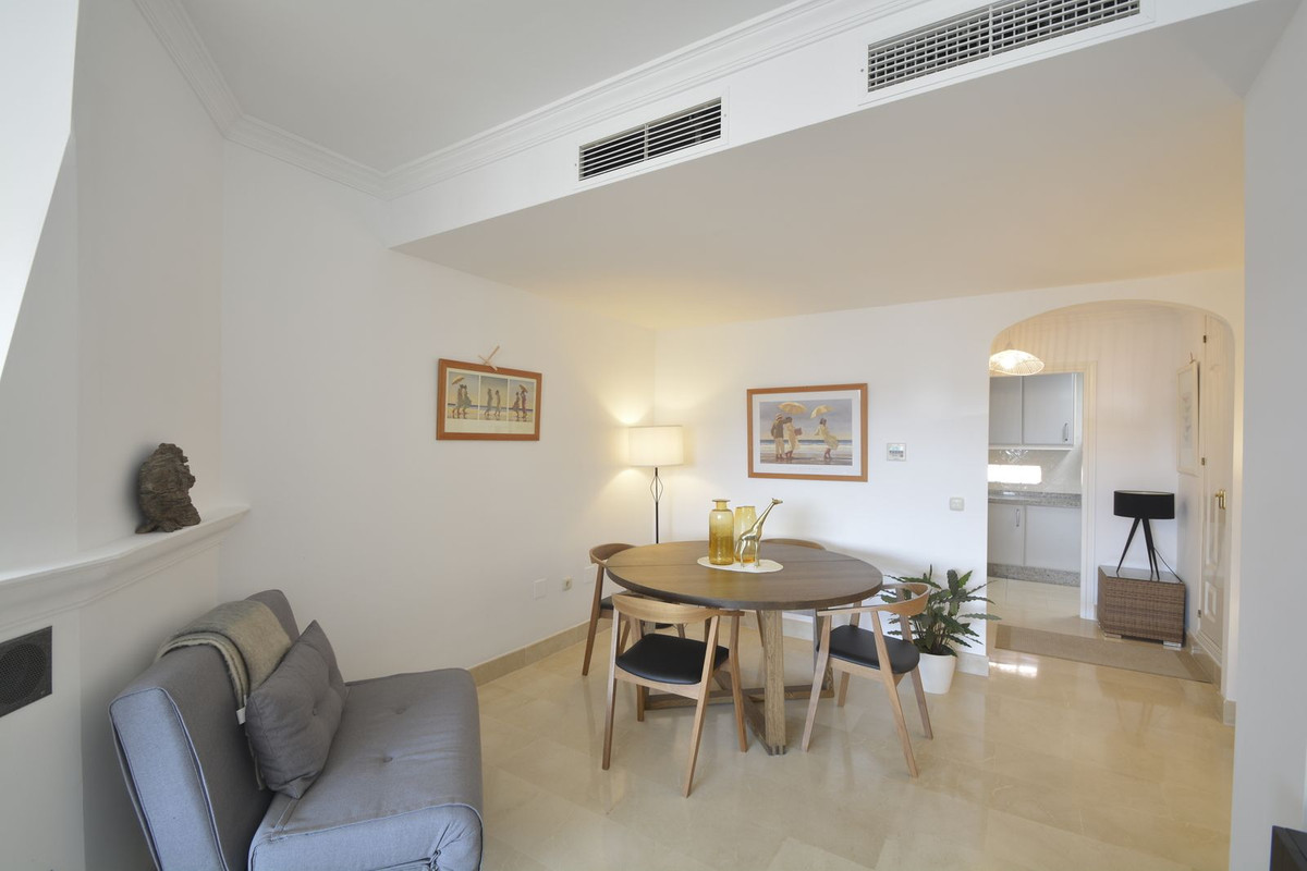 Se vende Apartamento Planta Baja de 2 dormitorios en Costa Del Sol, Málaga, España