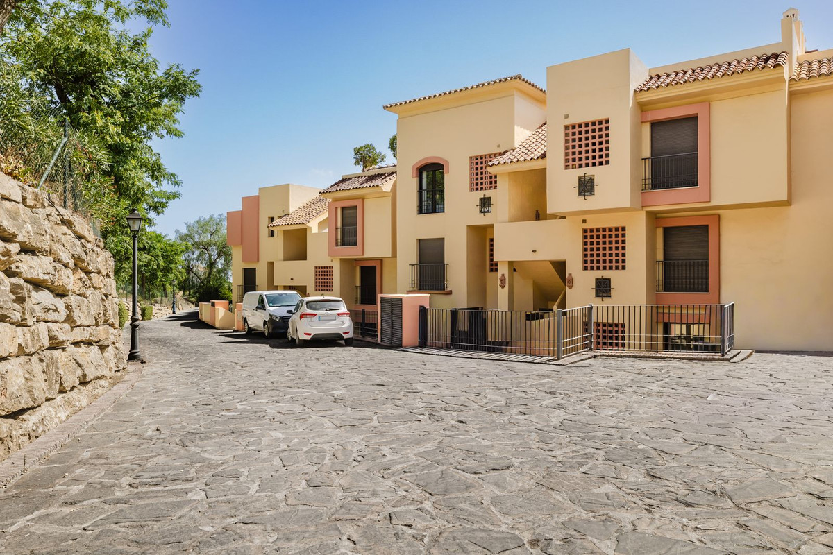 Se vende Apartamento Planta Media de 2 dormitorios en Costa Del Sol, Málaga, España