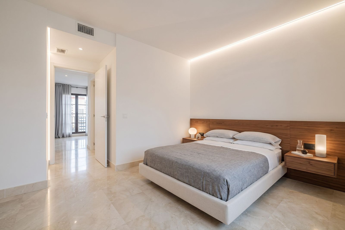 Se vende Apartamento Planta Media de 2 dormitorios en Costa Del Sol, Málaga, España