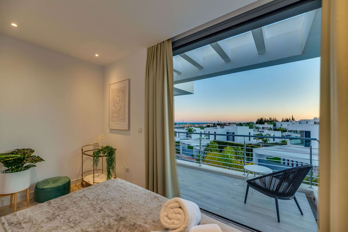 3 Bed Townhouse for sale in Cancelada Costa Del Sol, Málaga, Spain