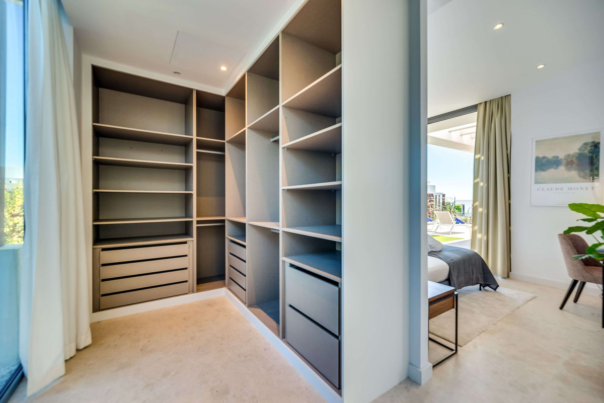 3 Bed Townhouse for sale in Cancelada Costa Del Sol, Málaga, Spain