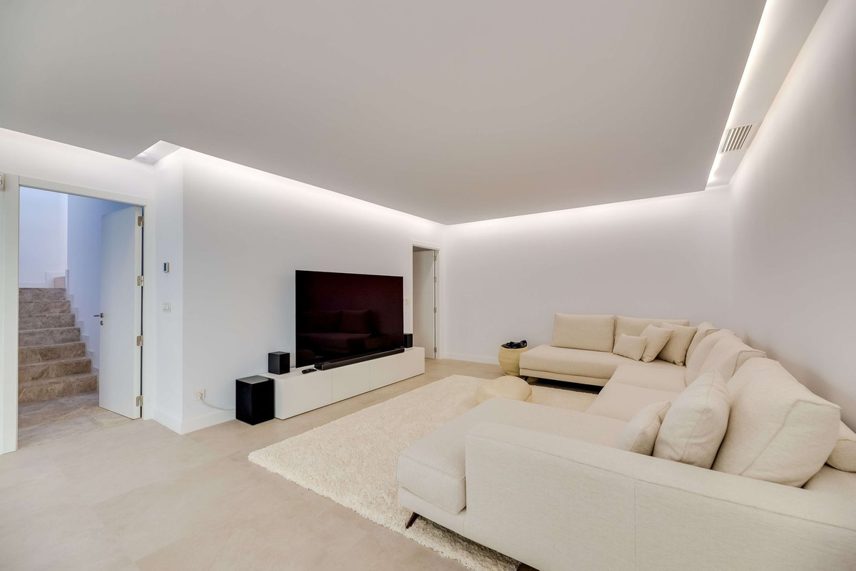 3 Bed Townhouse for sale in Cancelada Costa Del Sol, Málaga, Spain