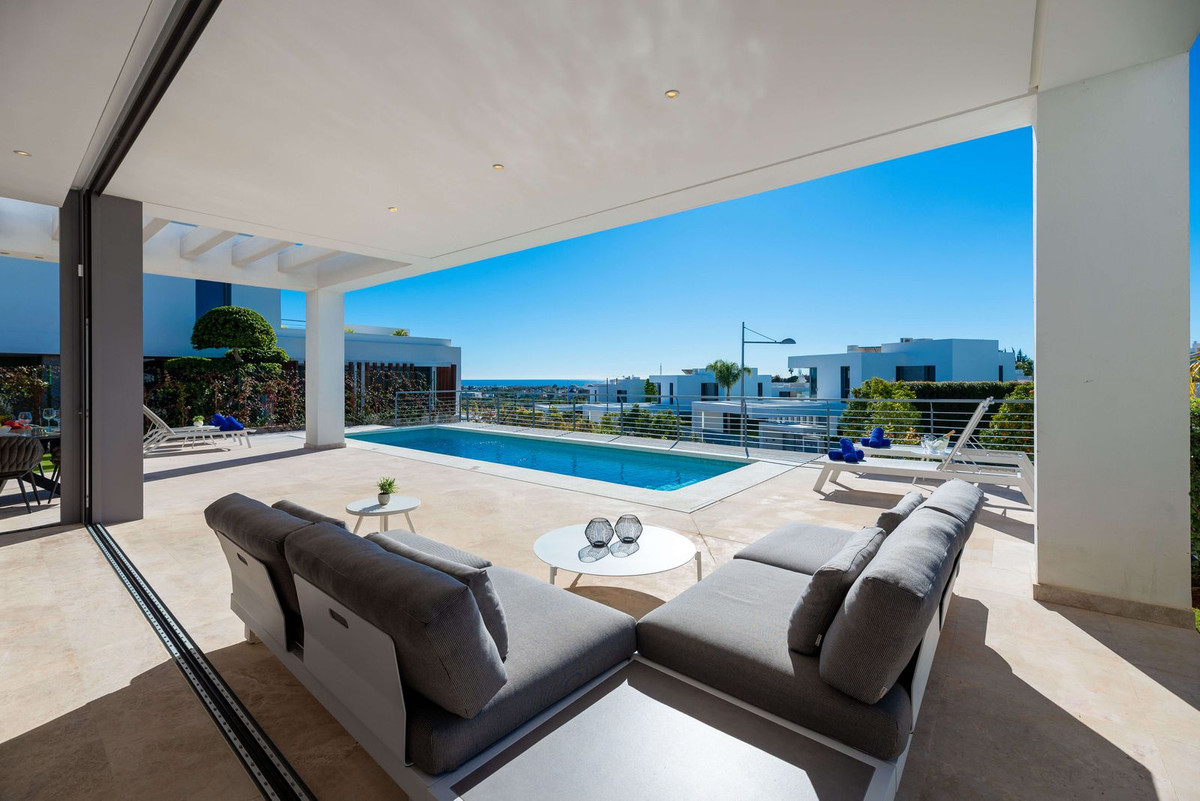 3 Bed Townhouse for sale in Cancelada Costa Del Sol, Málaga, Spain