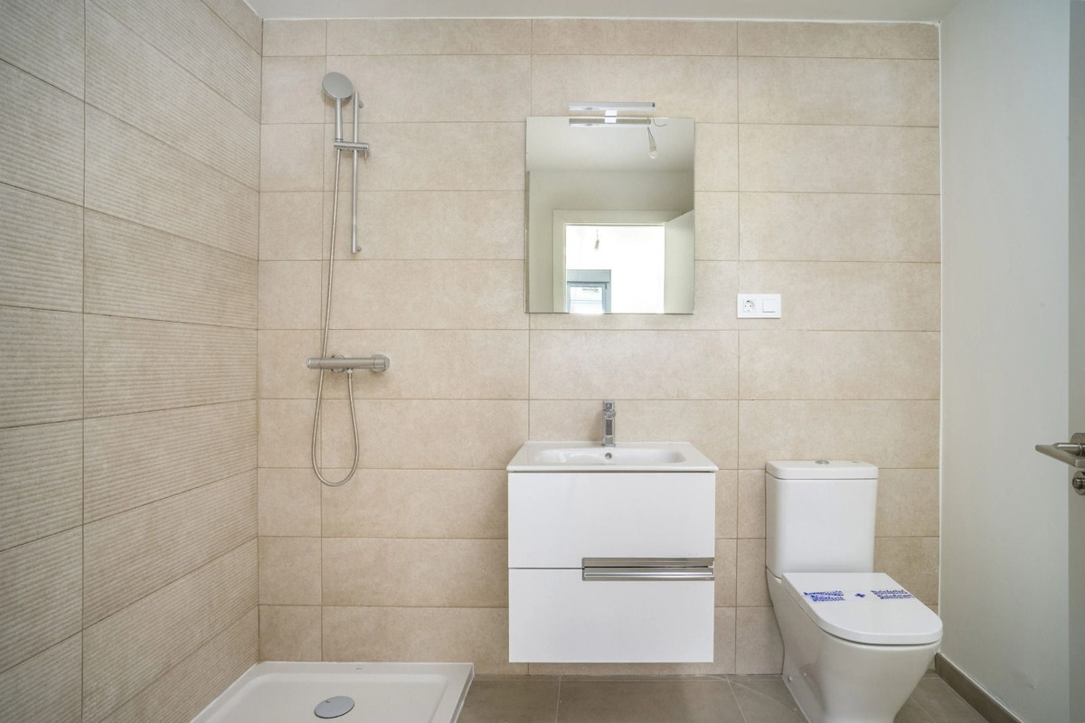 2 Bed Apartment for sale in Torremolinos Costa Del Sol, Málaga, Spain