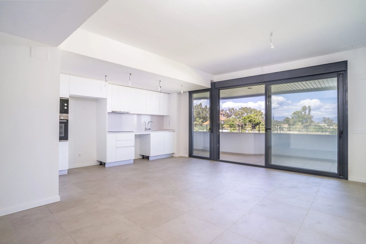 2 Bed Apartment for sale in Torremolinos Costa Del Sol, Málaga, Spain