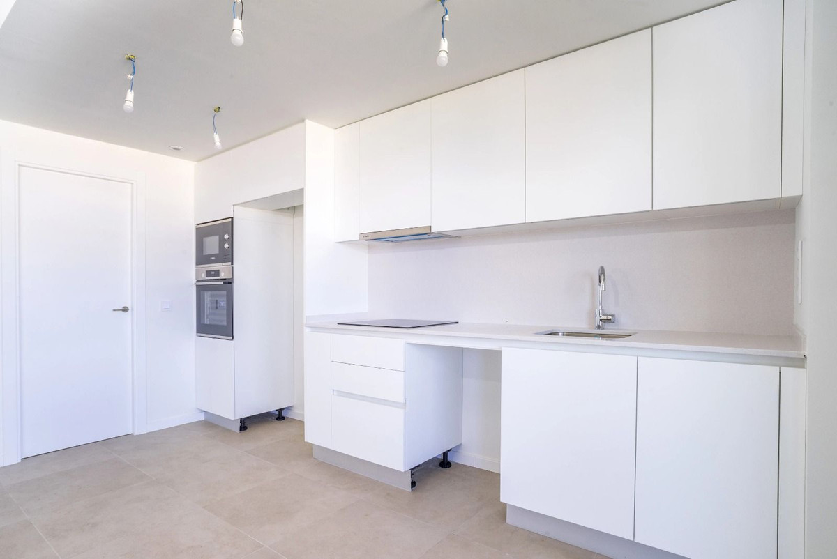 2 Bed Apartment for sale in Torremolinos Costa Del Sol, Málaga, Spain