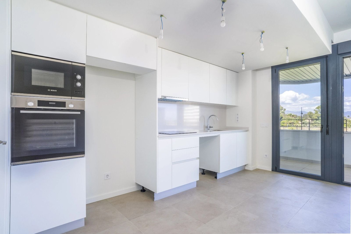 2 Bed Apartment for sale in Torremolinos Costa Del Sol, Málaga, Spain