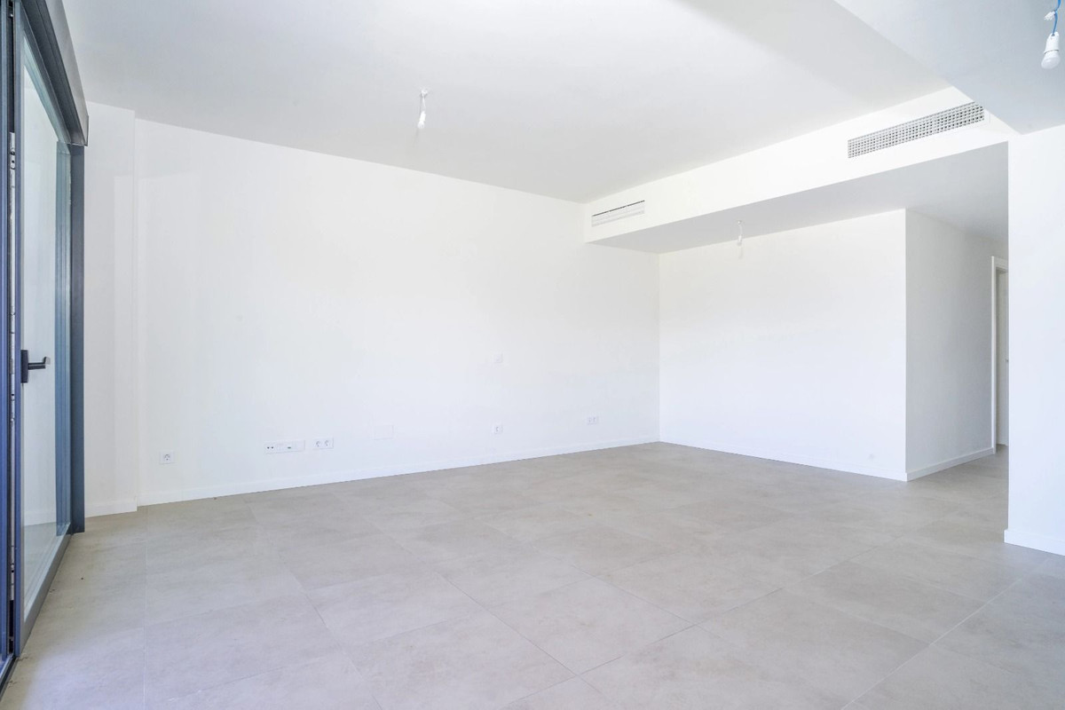 2 Bed Apartment for sale in Torremolinos Costa Del Sol, Málaga, Spain