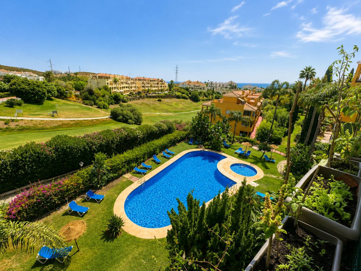 Se vende Apartamento Planta Media de 3 dormitorios en Costa Del Sol, Málaga, España