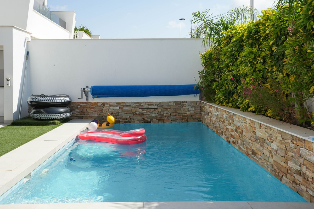 Se vende Pareada de 5 dormitorios en Costa Calida, Murcia, España