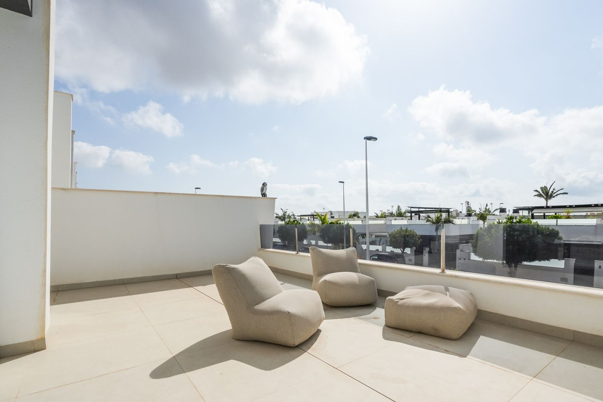 Se vende Pareada de 5 dormitorios en Costa Calida, Murcia, España