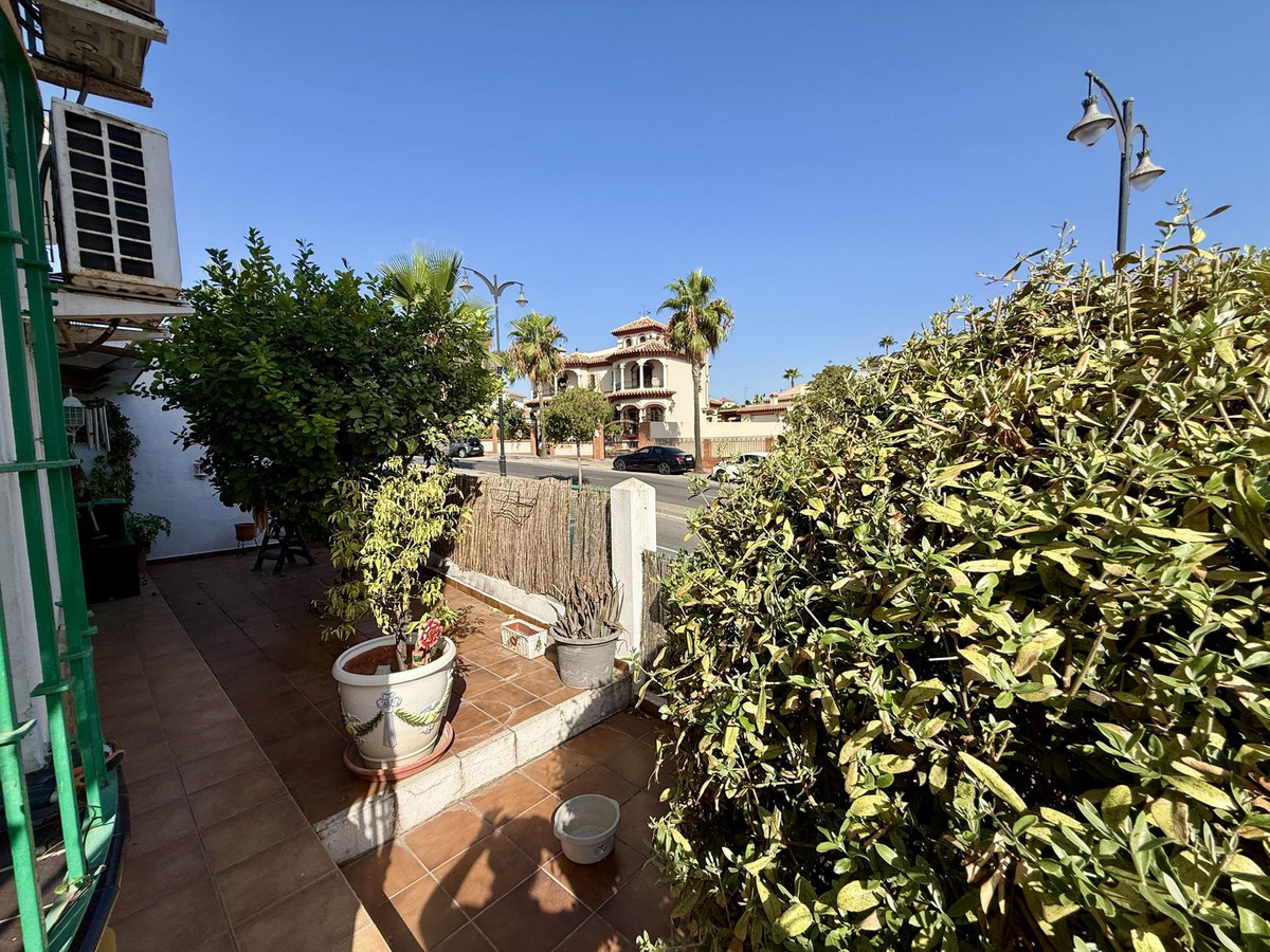 Se vende Pareada de 3 dormitorios en Costa Del Sol, Málaga, España