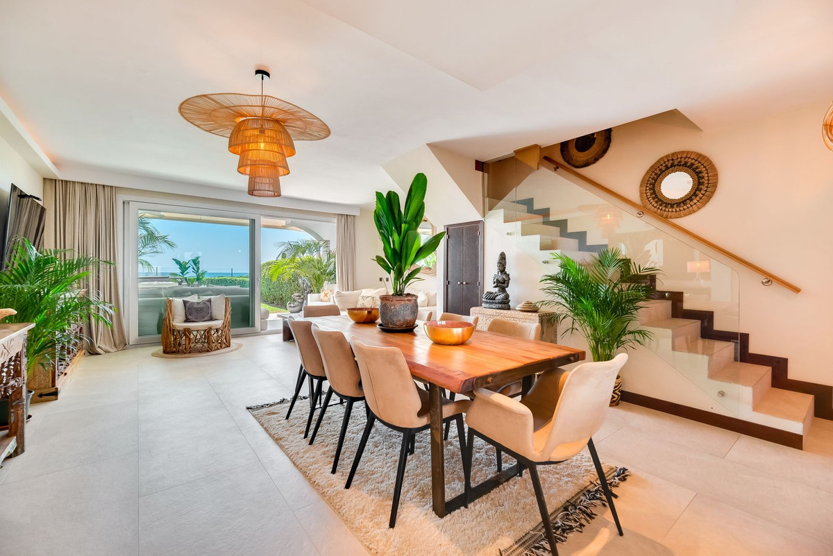 4 Bed Townhouse for sale in Las Chapas Costa Del Sol, Málaga, Spain