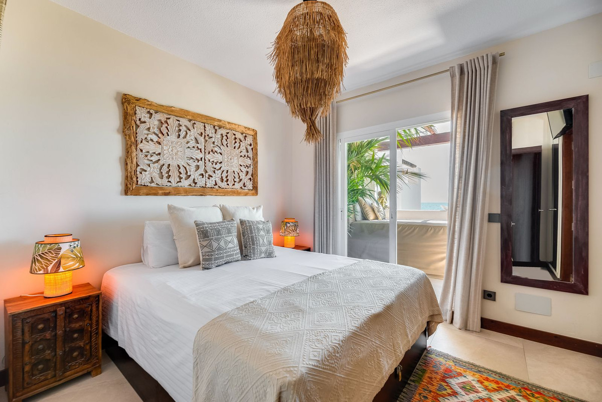 4 Bed Townhouse for sale in Las Chapas Costa Del Sol, Málaga, Spain
