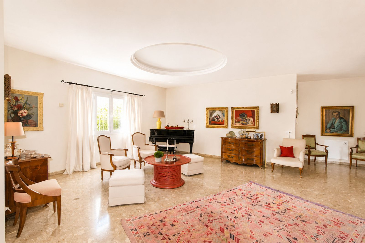 4 Bed Townhouse for sale in La Quinta Costa Del Sol, Málaga, Spain