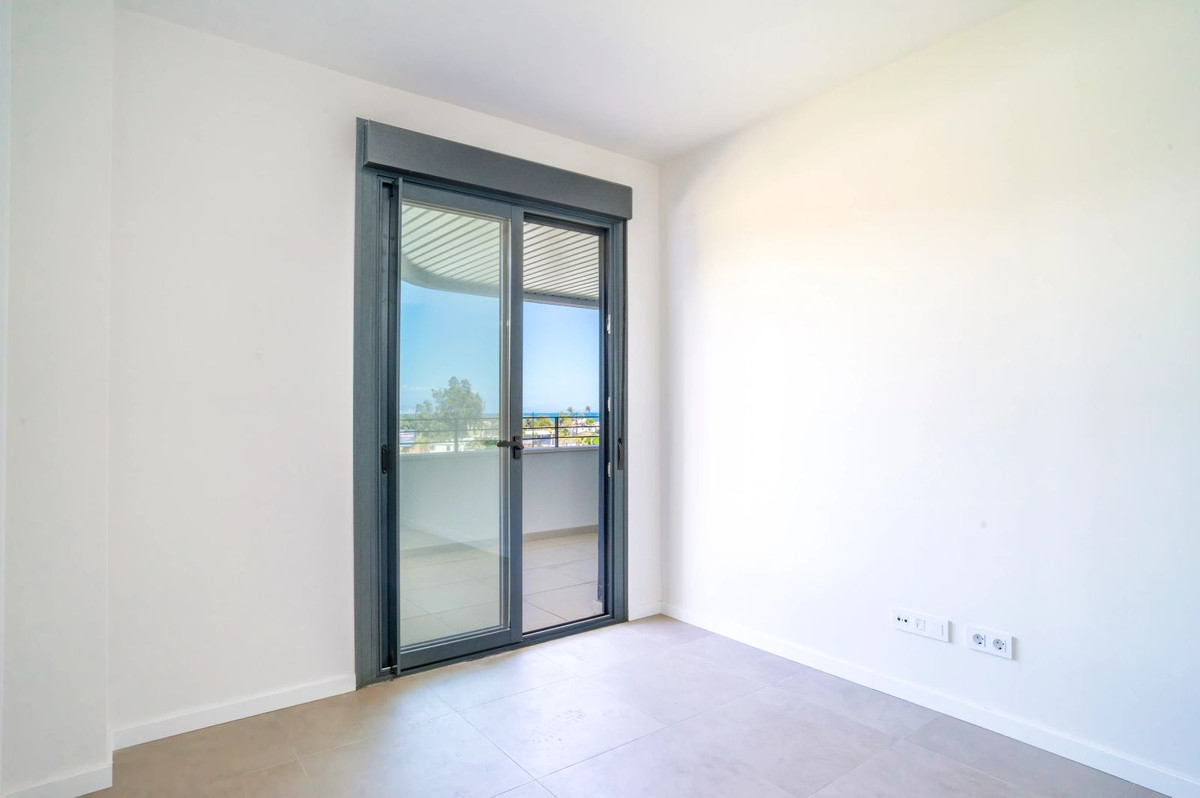 2 Bed Apartment for sale in Torremolinos Costa Del Sol, Málaga, Spain