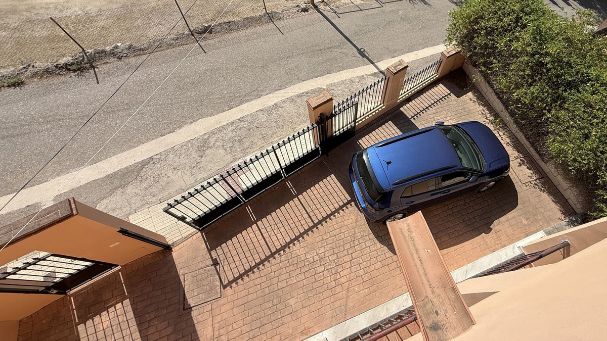 Se vende Villa - Chalet de 4 dormitorios en Costa Del Sol, Málaga, España