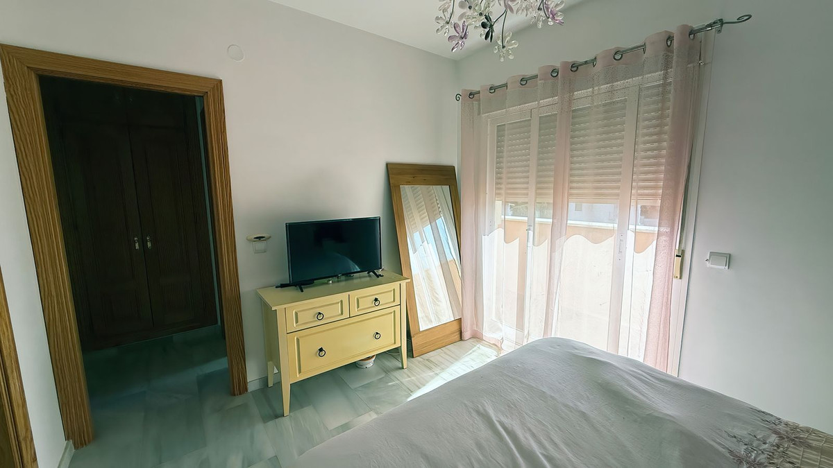 Se vende Villa - Chalet de 4 dormitorios en Costa Del Sol, Málaga, España