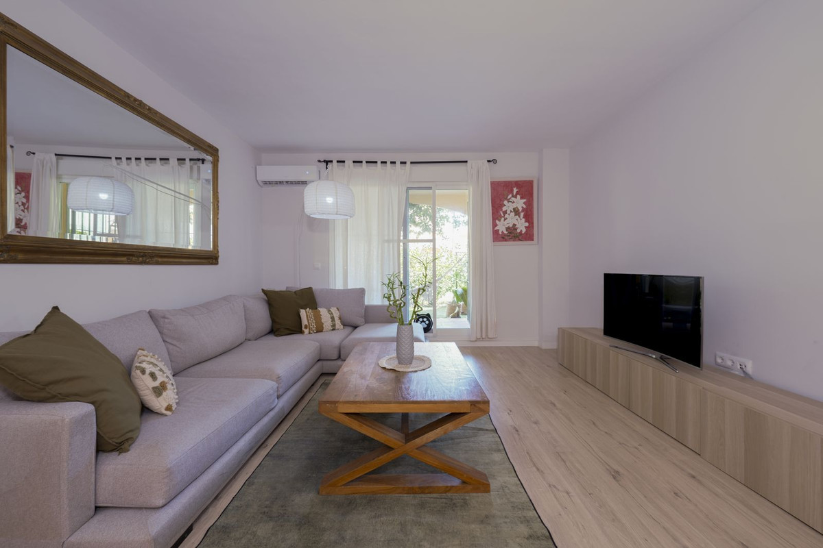 Se vende Apartamento Planta Baja de 2 dormitorios en Costa Del Sol, Málaga, España
