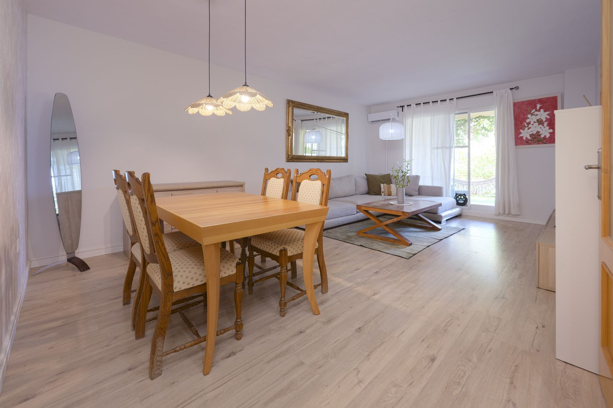 Se vende Apartamento Planta Baja de 2 dormitorios en Costa Del Sol, Málaga, España