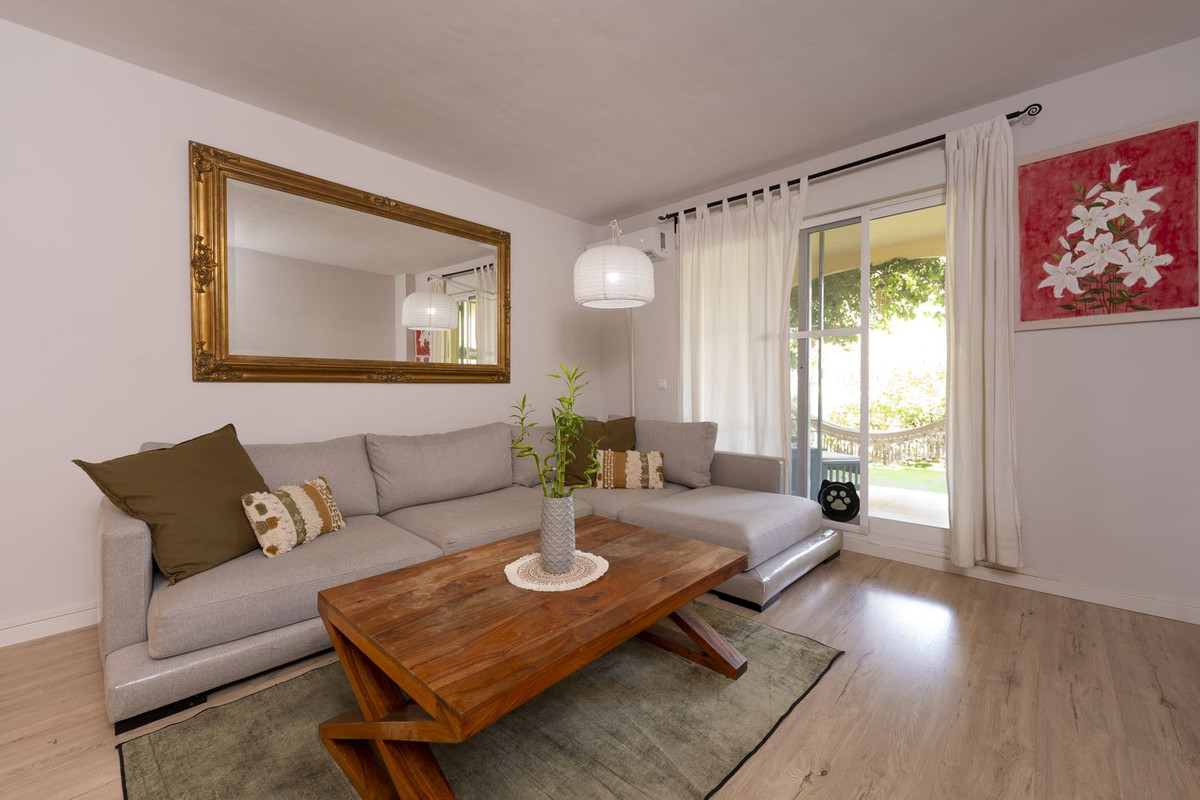 Se vende Apartamento Planta Baja de 2 dormitorios en Costa Del Sol, Málaga, España