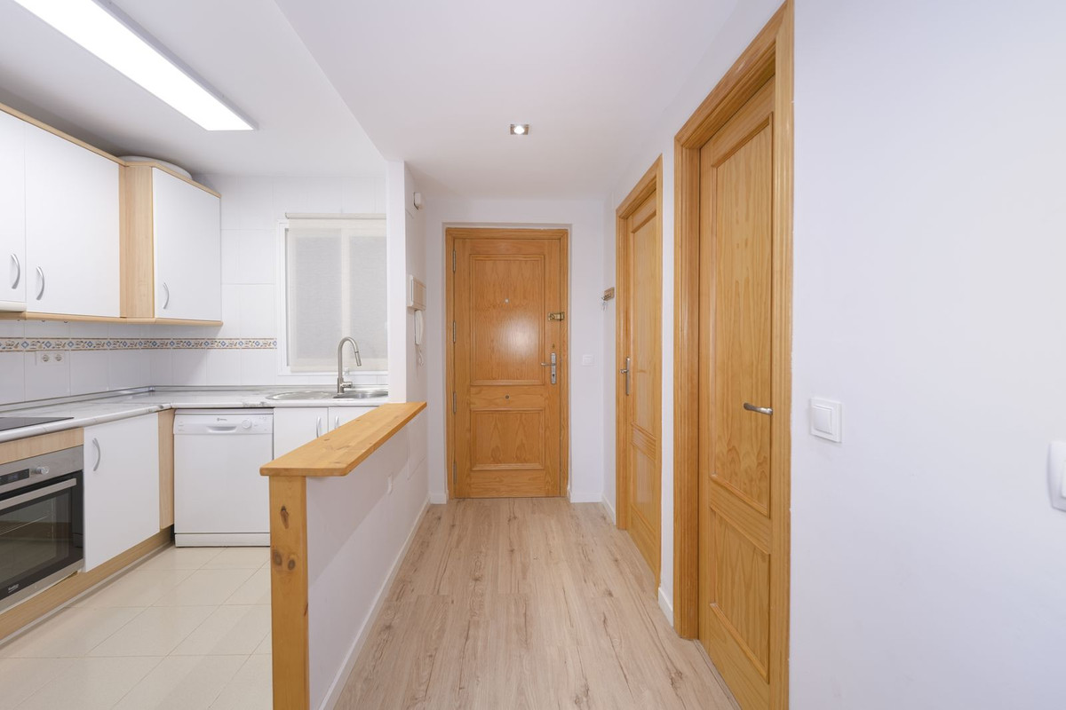 Se vende Apartamento Planta Baja de 2 dormitorios en Costa Del Sol, Málaga, España