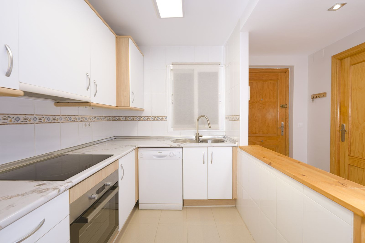 Se vende Apartamento Planta Baja de 2 dormitorios en Costa Del Sol, Málaga, España