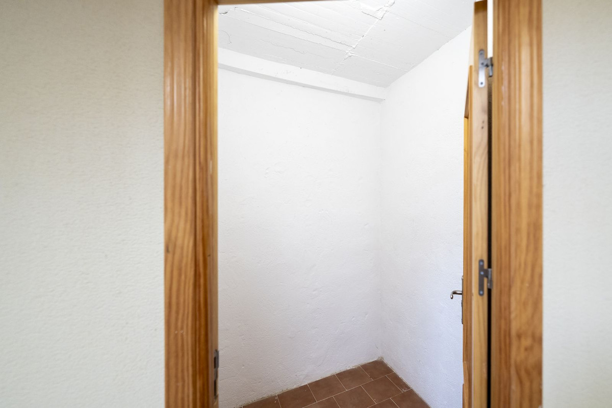 Se vende Apartamento Planta Baja de 2 dormitorios en Costa Del Sol, Málaga, España