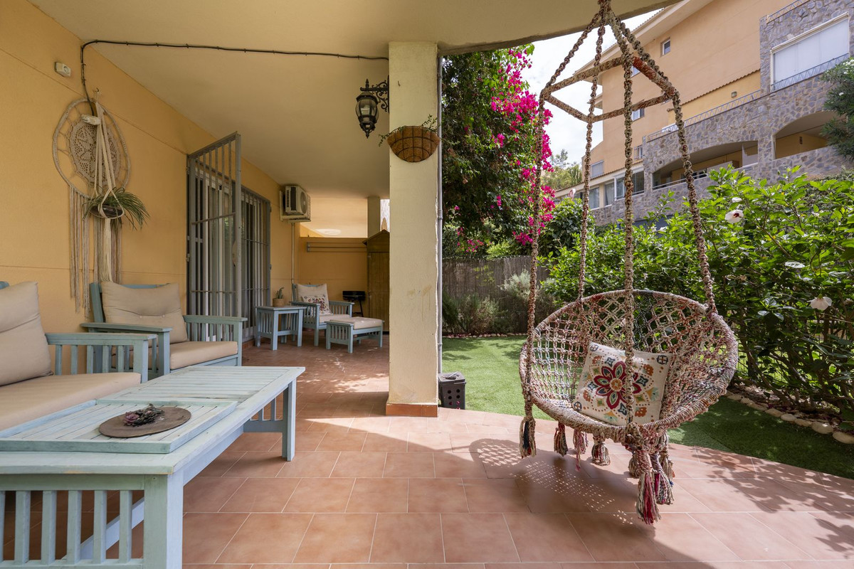 Se vende Apartamento Planta Baja de 2 dormitorios en Costa Del Sol, Málaga, España