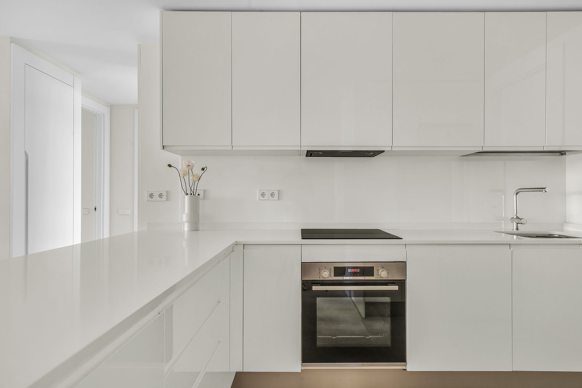 Se vende Apartamento en Planta Última de 2 dormitorios en Costa Del Sol, Málaga, España