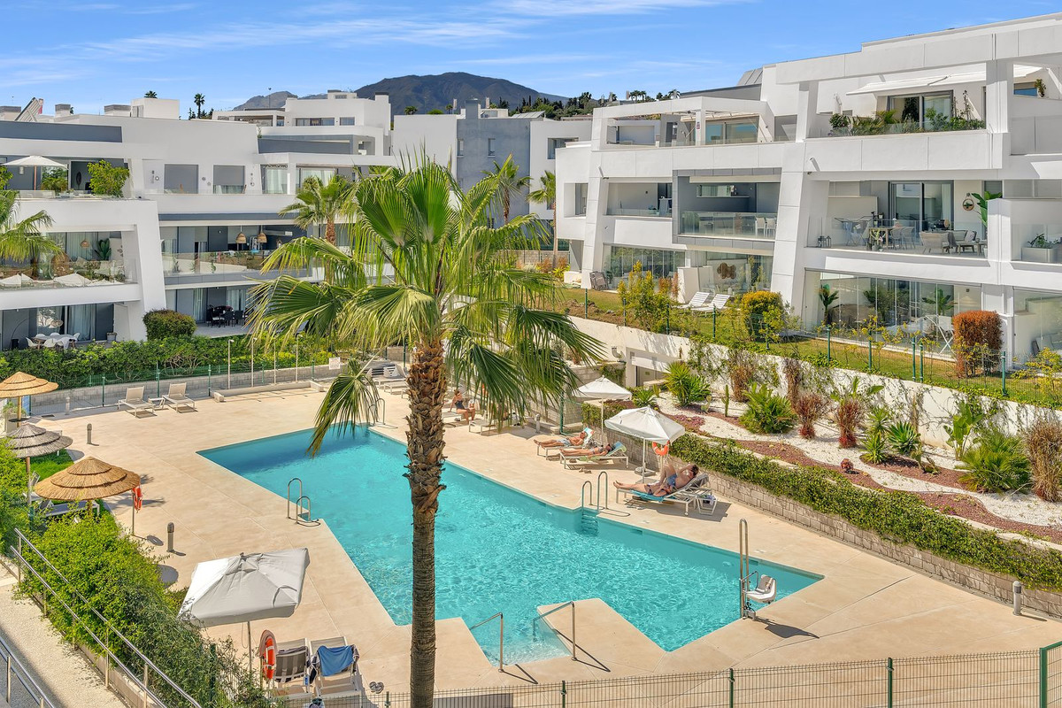 Se vende Apartamento en Planta Última de 2 dormitorios en Costa Del Sol, Málaga, España
