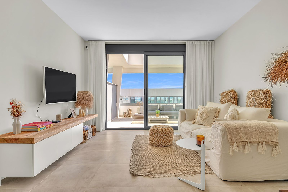 Se vende Apartamento en Planta Última de 2 dormitorios en Costa Del Sol, Málaga, España