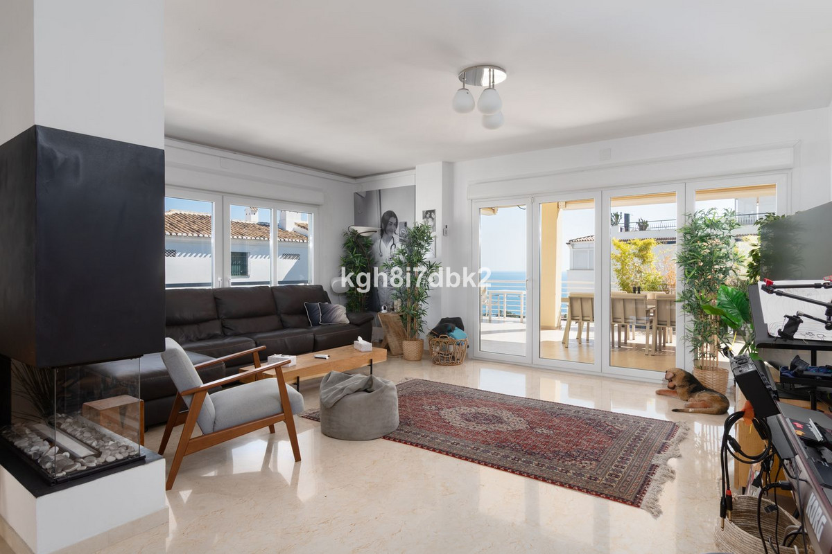 Se vende Apartamento Planta Media de 3 dormitorios en Costa Del Sol, Málaga, España
