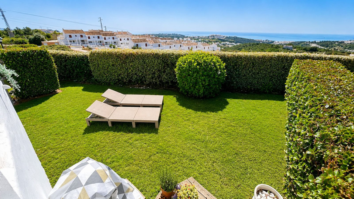 Se vende Apartamento Planta Baja de 2 dormitorios en Costa Del Sol, Málaga, España