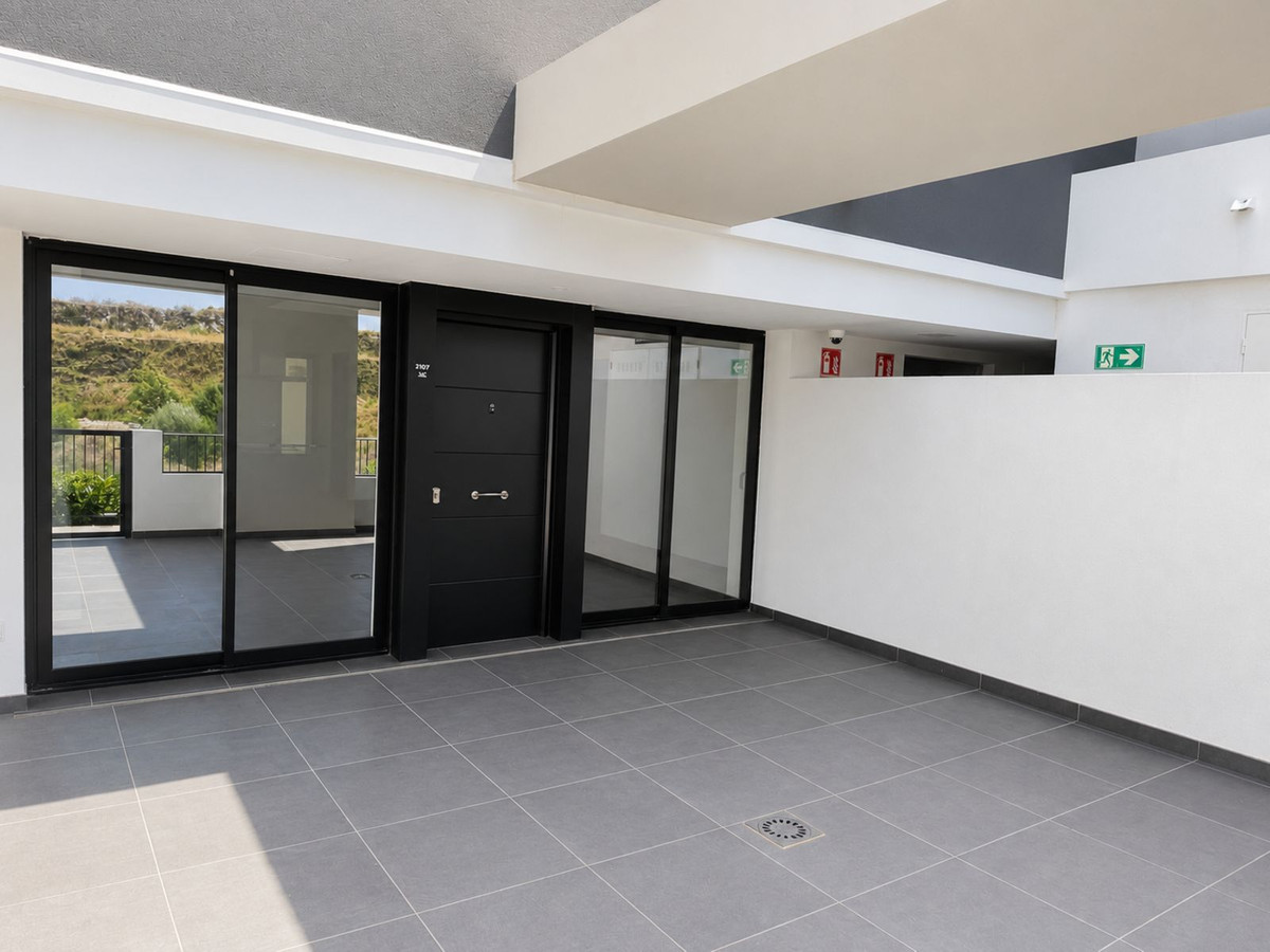 Se vende Apartamento Planta Baja de 3 dormitorios en Costa Del Sol, Málaga, España