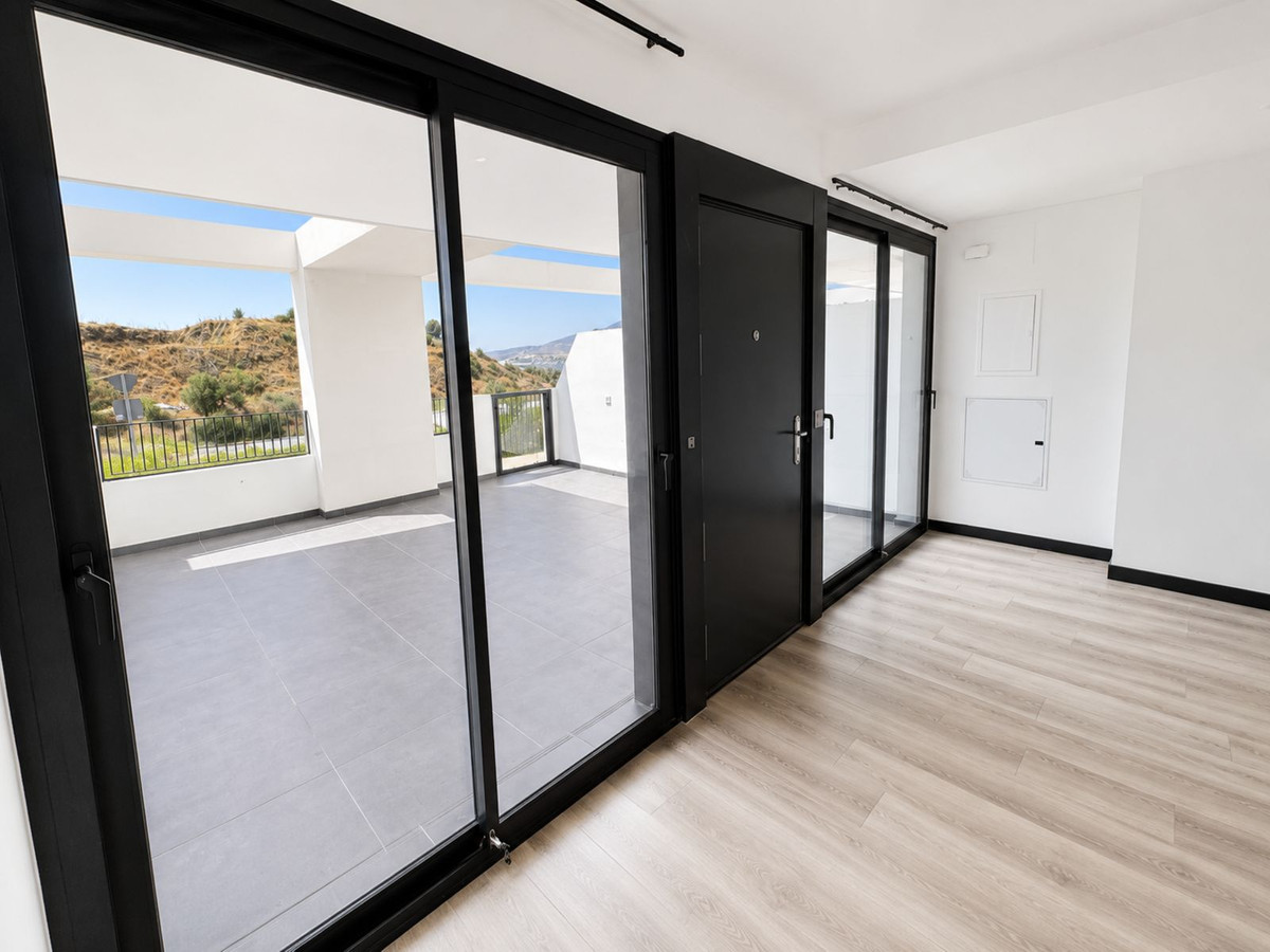 Se vende Apartamento Planta Baja de 3 dormitorios en Costa Del Sol, Málaga, España
