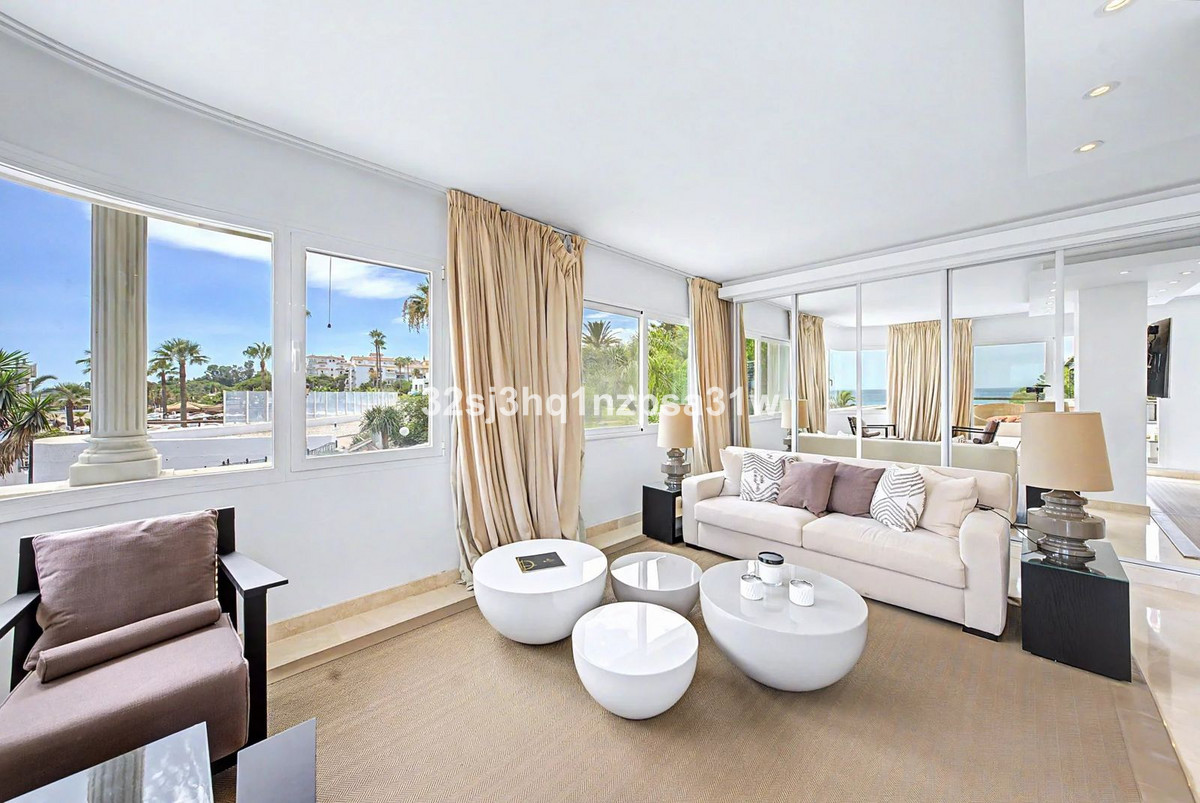 6 Bed Apartment for sale in Puerto Banús Costa Del Sol, Málaga, Spain