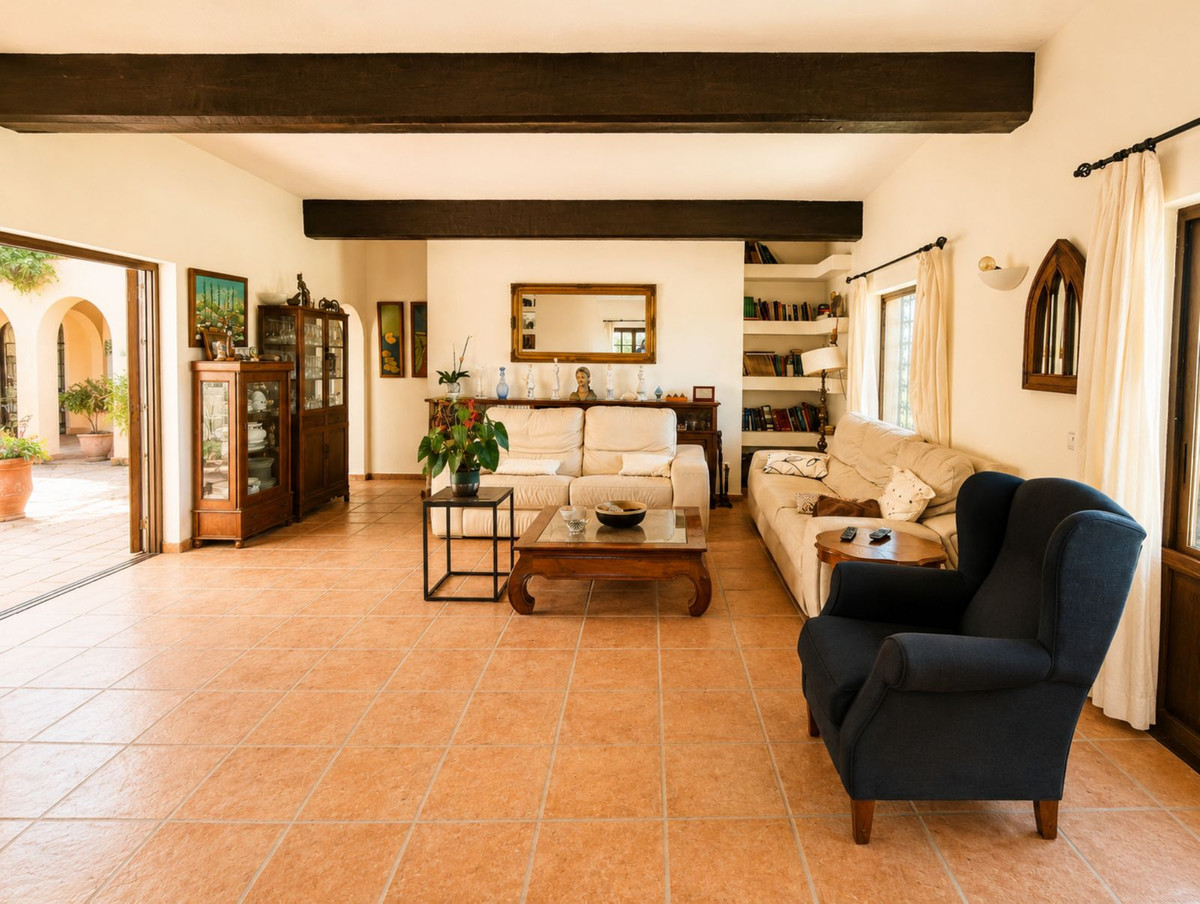 4 Bed Townhouse for sale in Estepona Costa Del Sol, Málaga, Spain