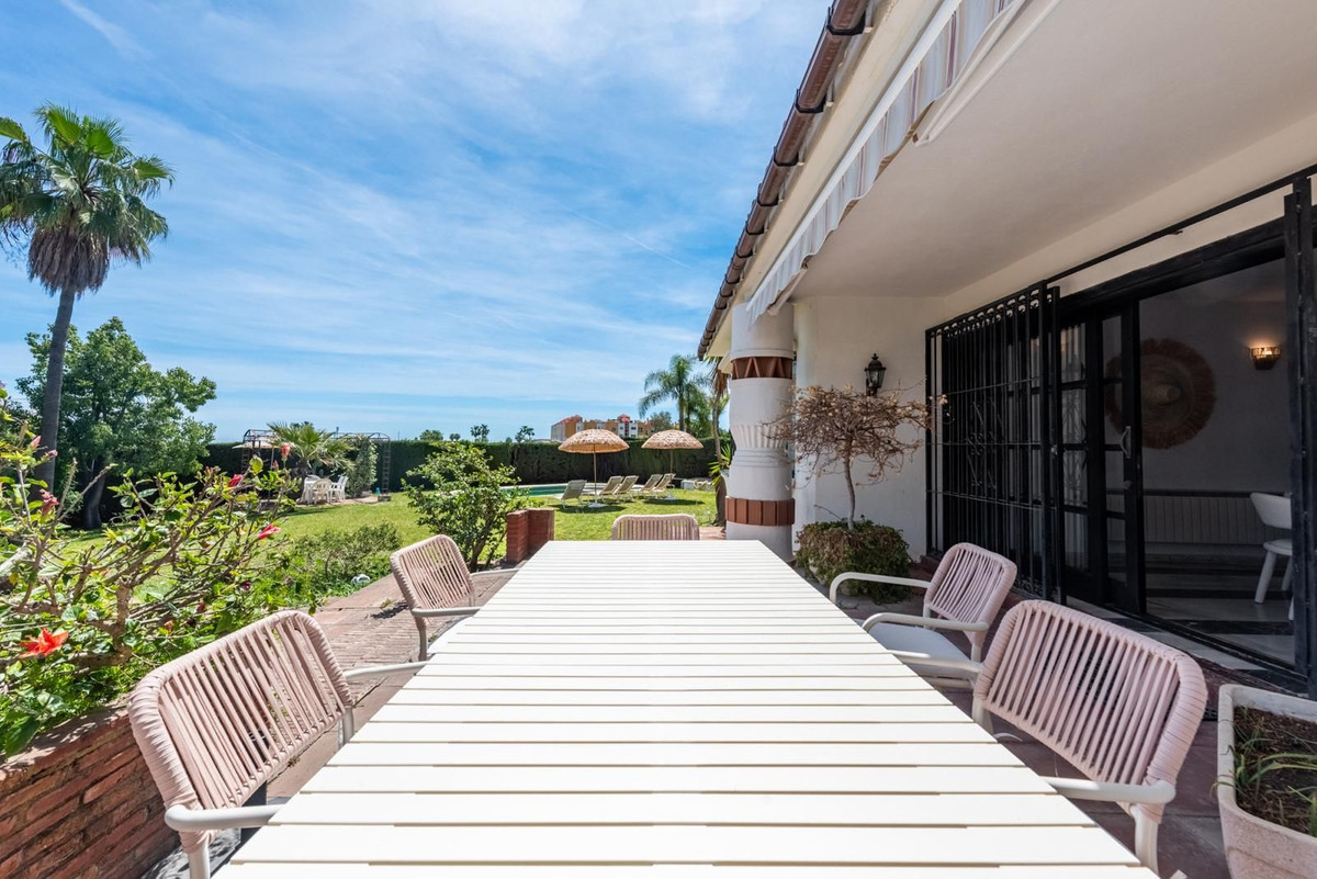 3 Bed Townhouse for sale in Estepona Costa Del Sol, Málaga, Spain