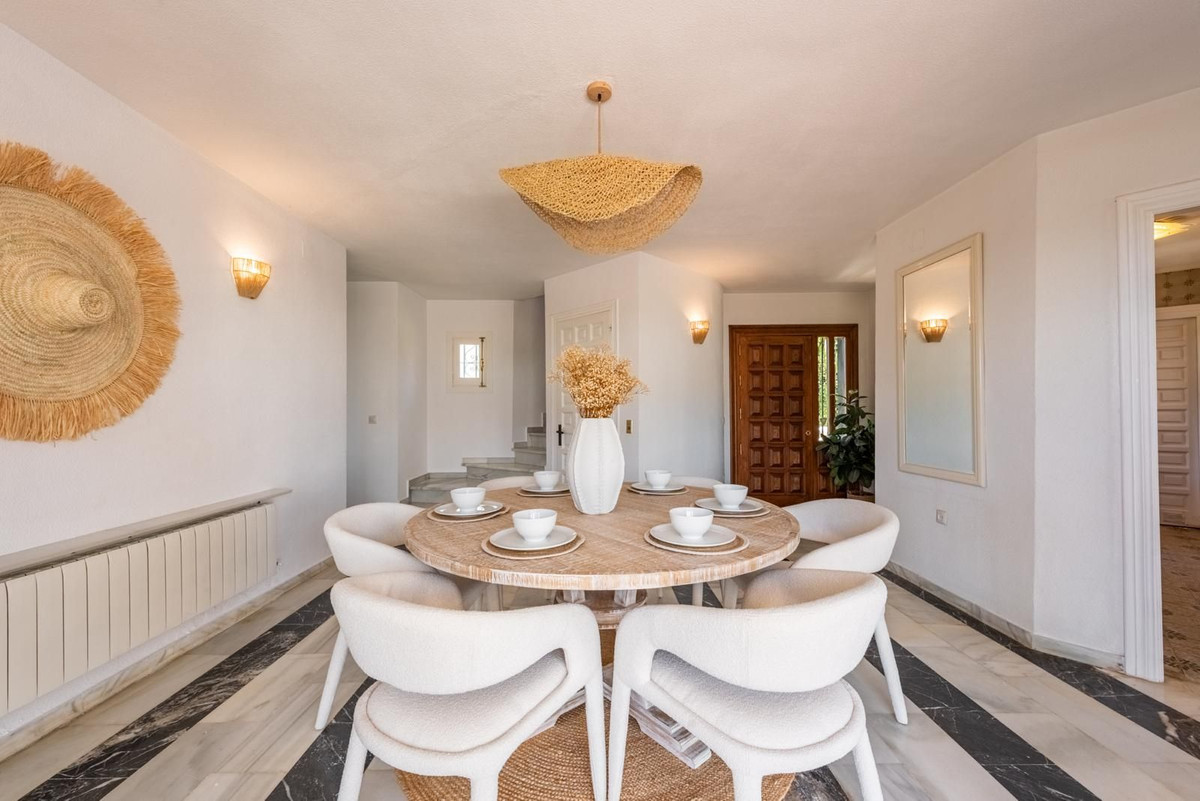 3 Bed Townhouse for sale in Estepona Costa Del Sol, Málaga, Spain