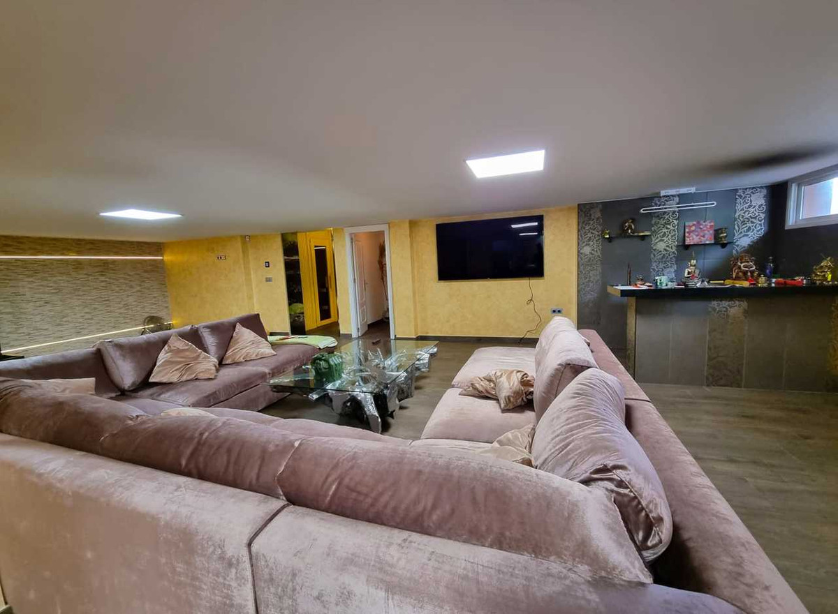 5 Bed Townhouse for sale in La Mata Costa Blanca, Alicante, Spain