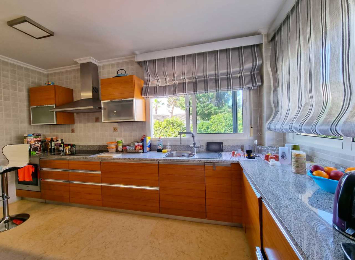 5 Bed Townhouse for sale in La Mata Costa Blanca, Alicante, Spain