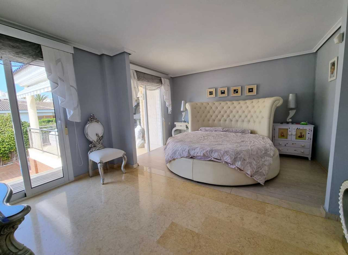 5 Bed Townhouse for sale in La Mata Costa Blanca, Alicante, Spain
