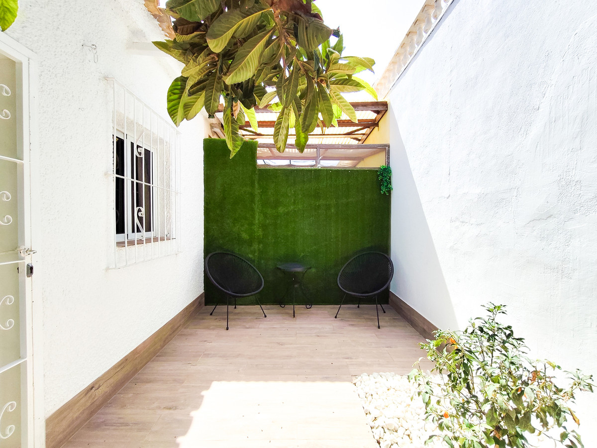 3 Bed Townhouse for sale in Playa Flamenca Costa Blanca, Alicante, Spain