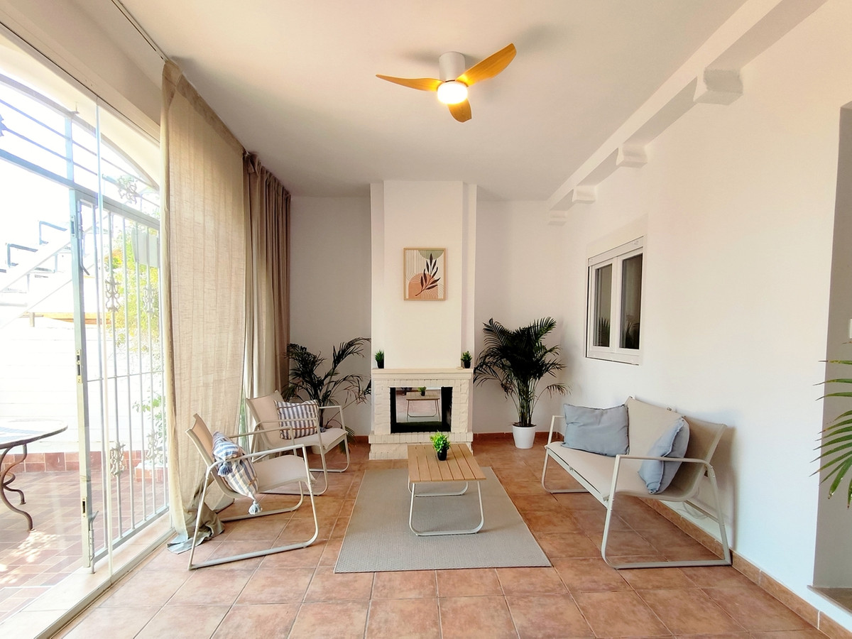 3 Bed Townhouse for sale in Playa Flamenca Costa Blanca, Alicante, Spain