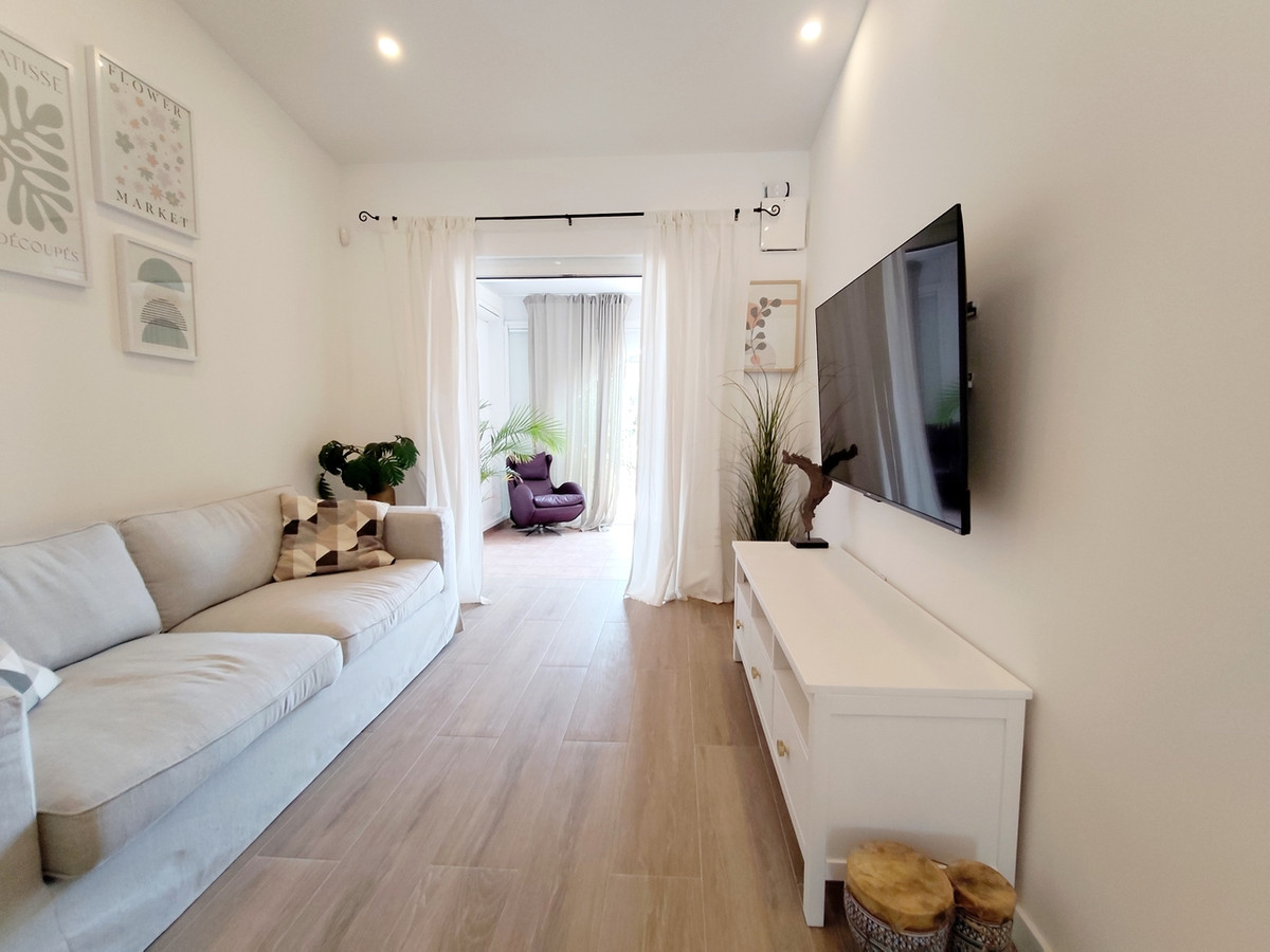 3 Bed Townhouse for sale in Playa Flamenca Costa Blanca, Alicante, Spain