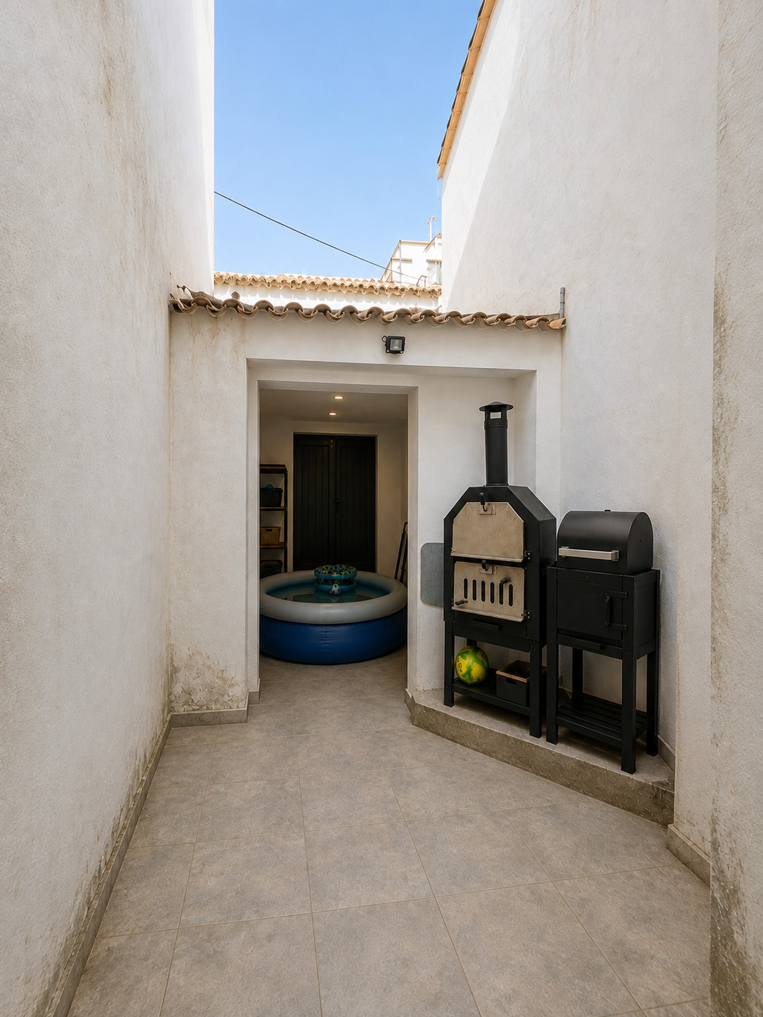 3 Bed Townhouse for sale in Estepona Costa Del Sol, Málaga, Spain
