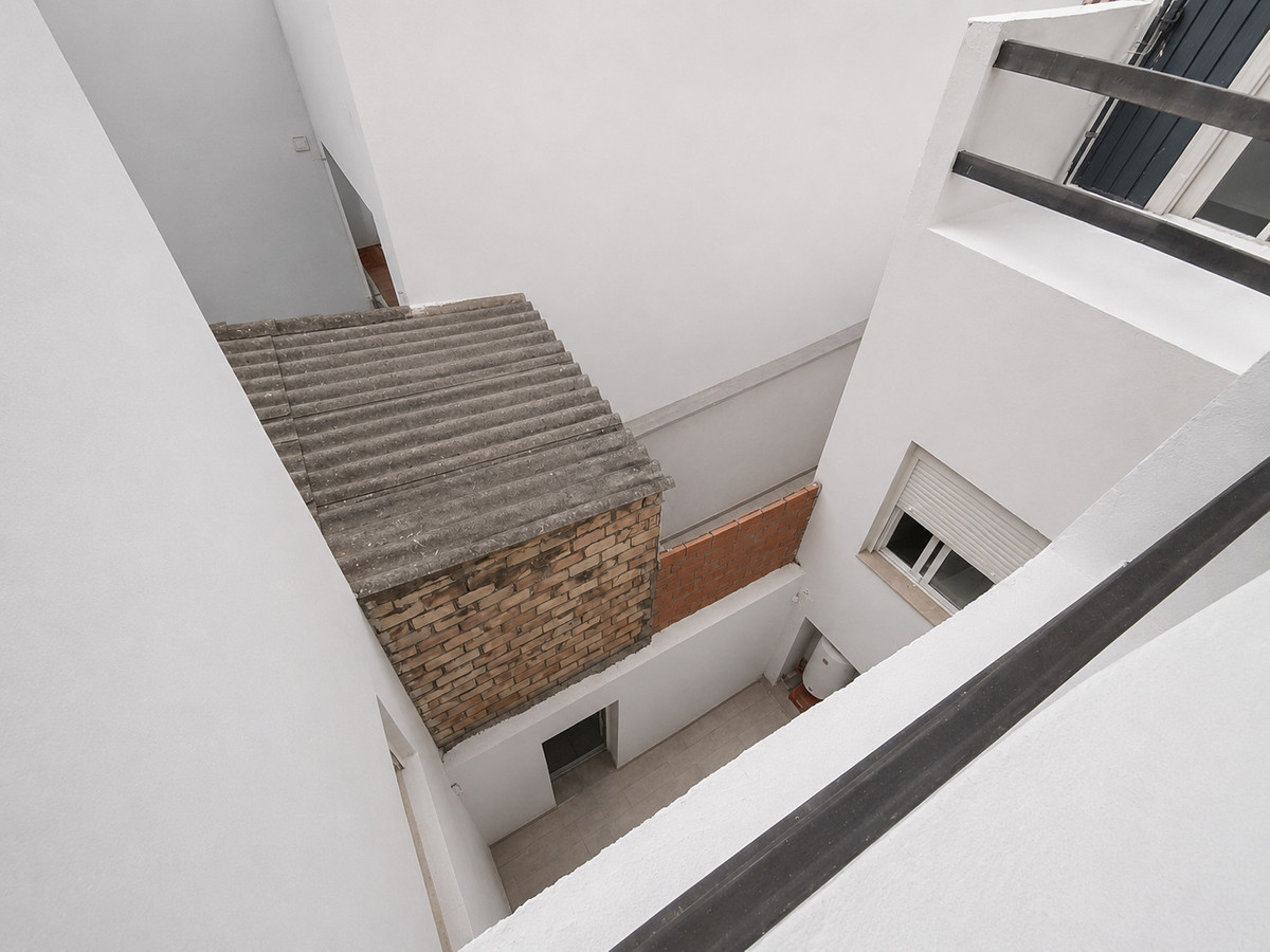 3 Bed Townhouse for sale in Estepona Costa Del Sol, Málaga, Spain